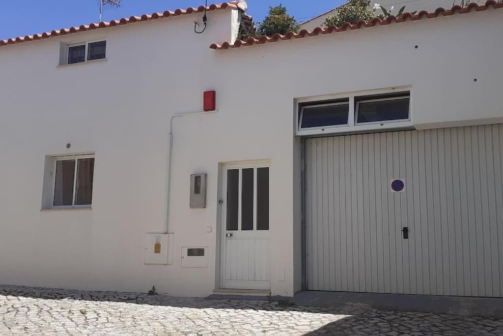 Vivenda Do Americo Juncal (Leiria)